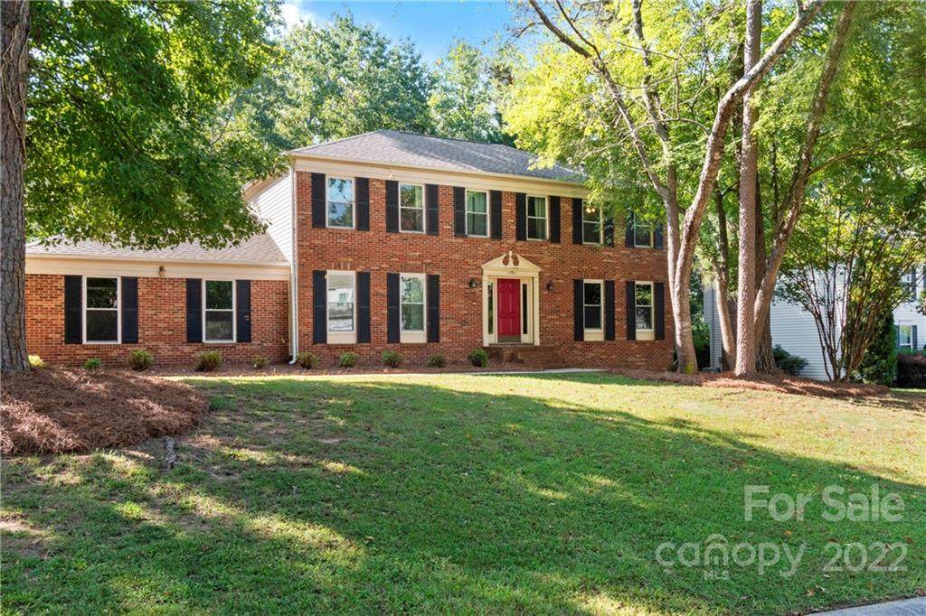 1342 Brittle Creek Drive - Photo 1