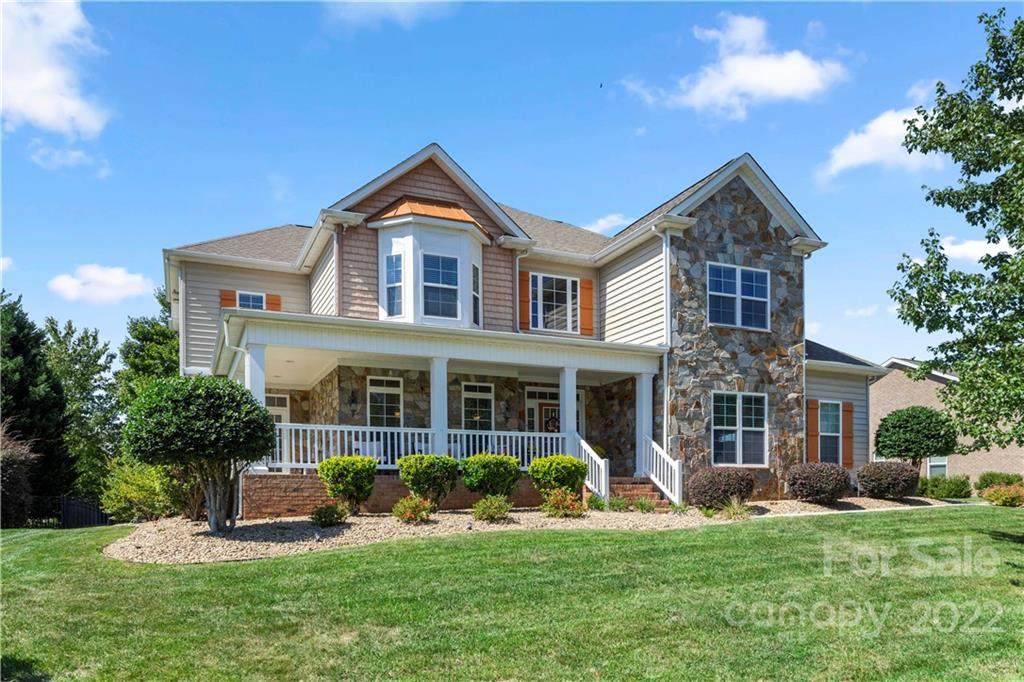 720 Irish Green Drive - Photo 1