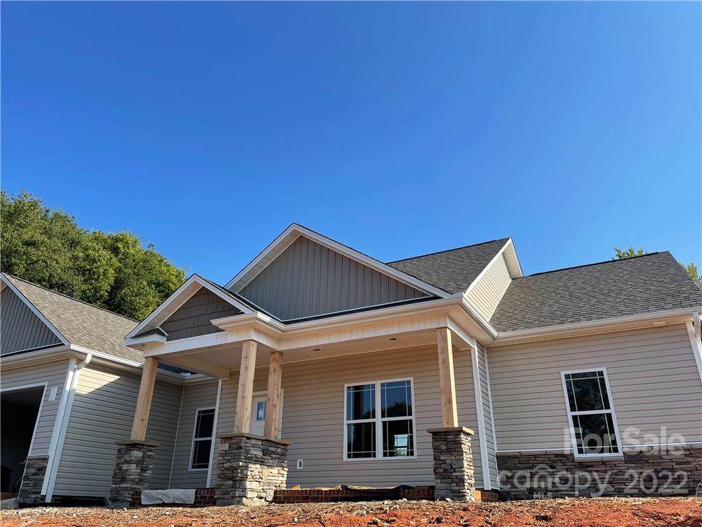 4949 Southview Drive - Photo 1