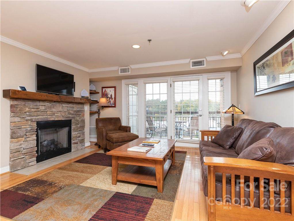 324 Bowling Park Road - Photo 1