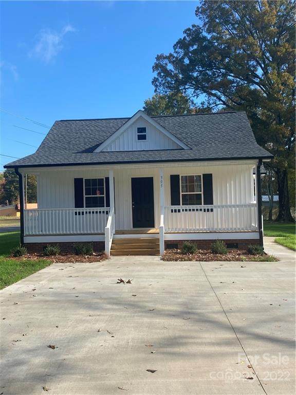 305 Blackburn Street - Photo 1