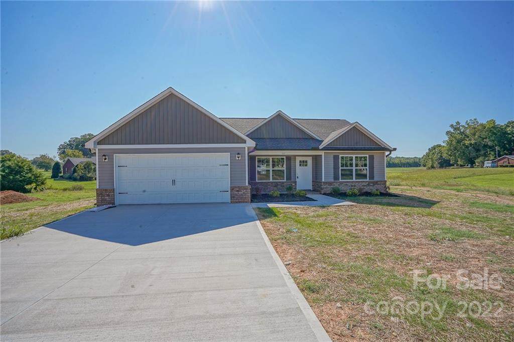 101 Royal Avenue - Photo 1
