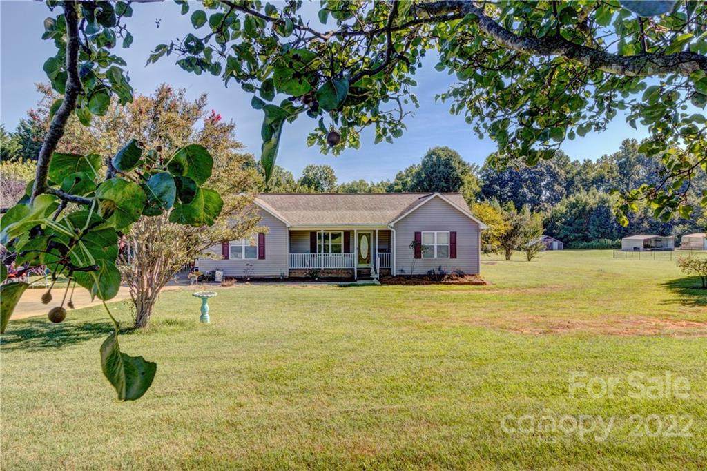 1851 Highway 274 - Photo 1