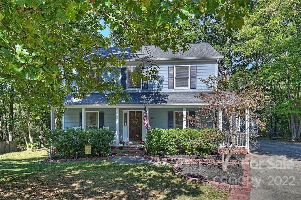 2301 Hunters Bluff Drive - Photo 1
