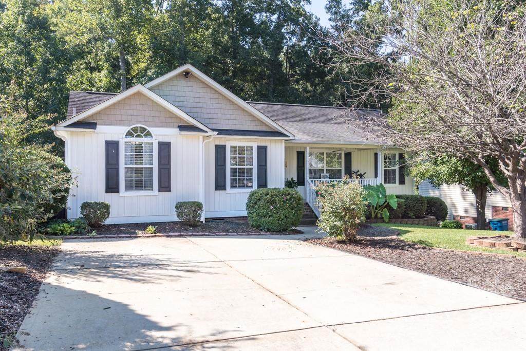 1037 Warpers Lane - Photo 1