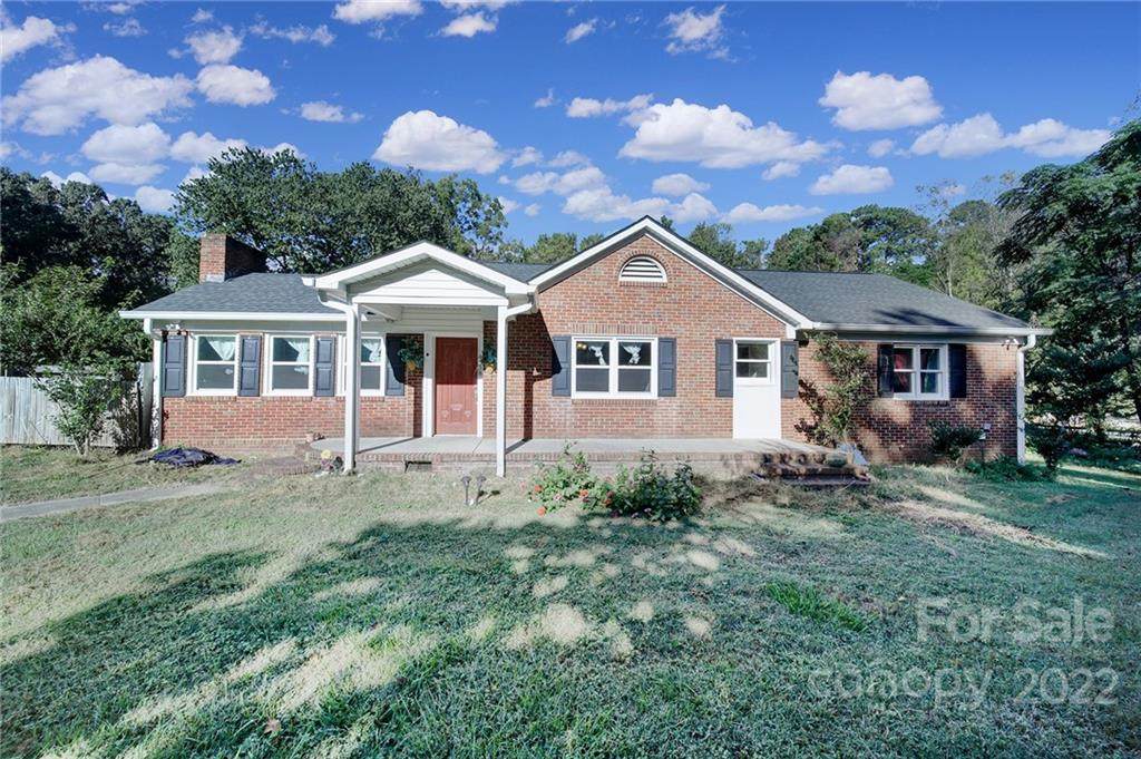 4438 Hobbs Hill Drive - Photo 1
