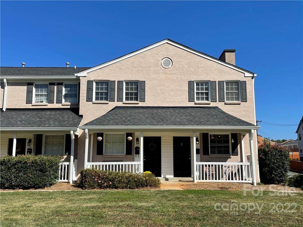 1224 Green Oaks Lane - Photo 1