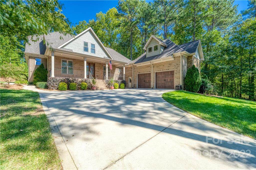 7621 Cottonwood Drive - Photo 1