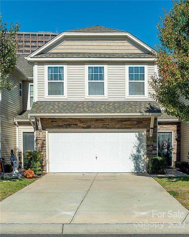 856 Summerlake Drive - Photo 1