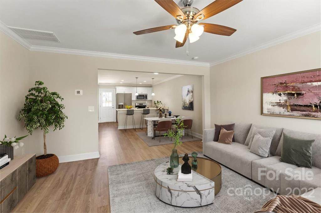 3961 Hemingway Drive - Photo 1