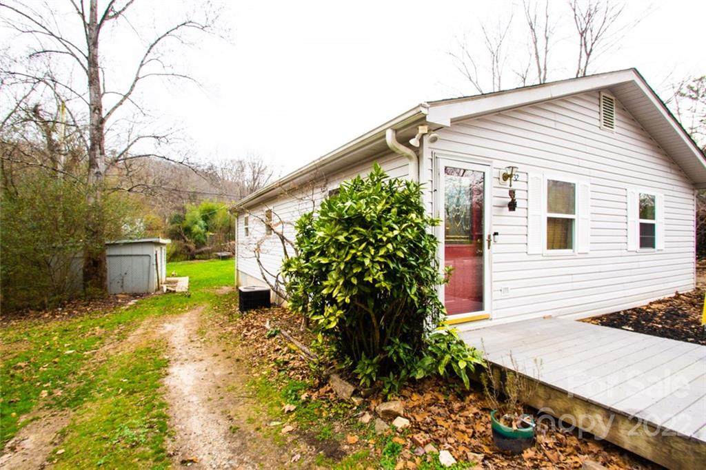 32 Hoover Dale Lane - Photo 1