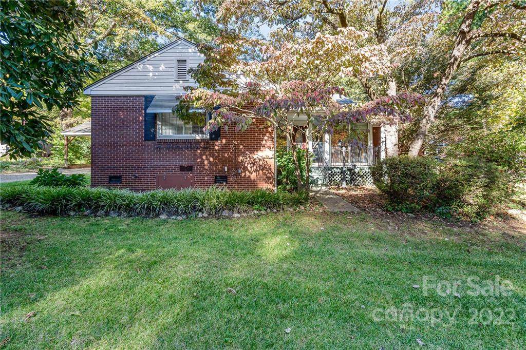 517 Springs Street - Photo 1
