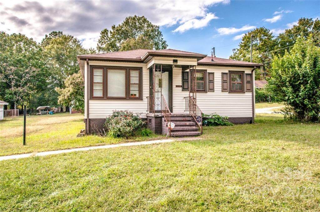 1007 Marie Avenue - Photo 1