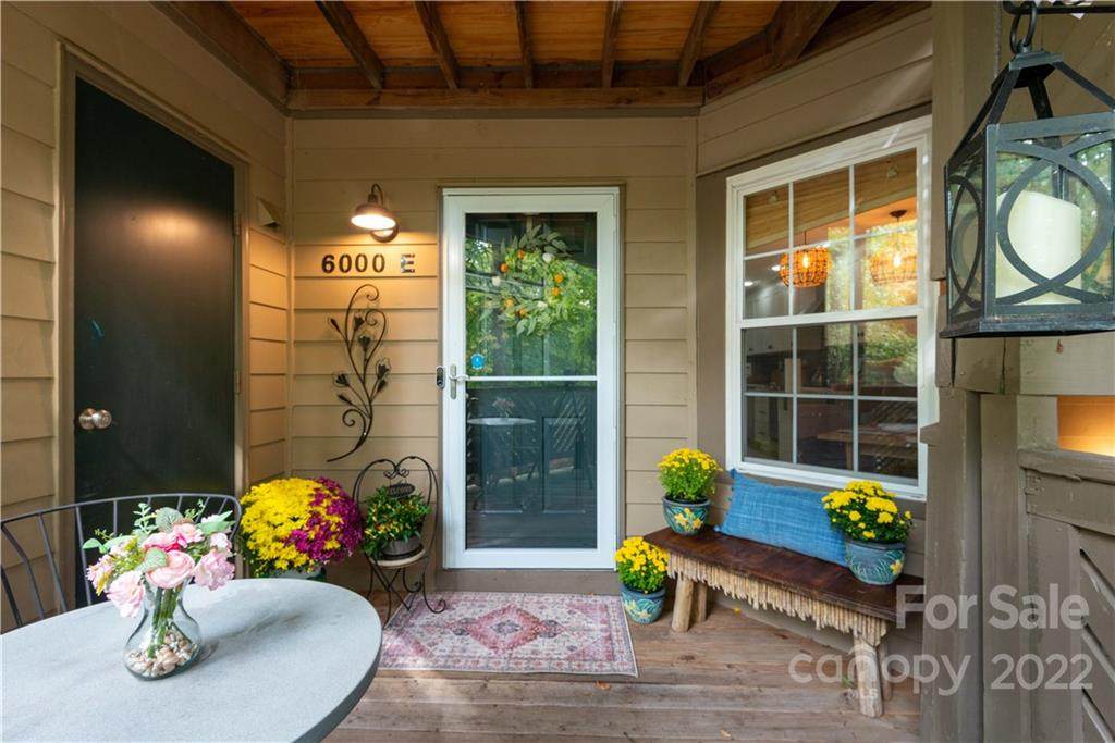 6000 Gray Gate Lane - Photo 1