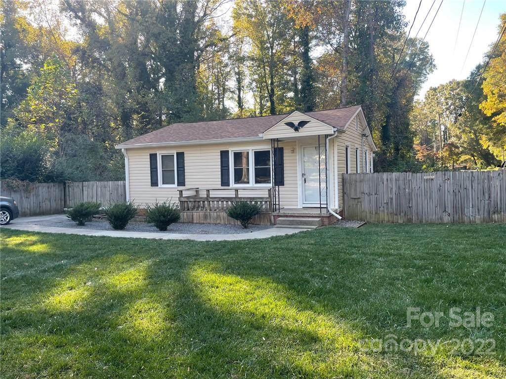 1401 Mara Avenue - Photo 1