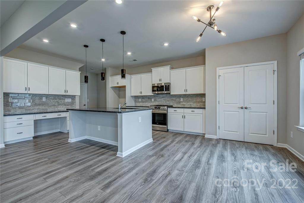 5613 Amelia Lane - Photo 1