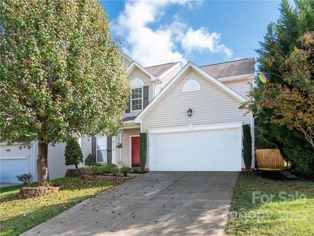 8128 Weeping Fig Lane - Photo 1