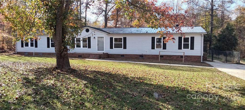 179 Eastgate Drive - Photo 1