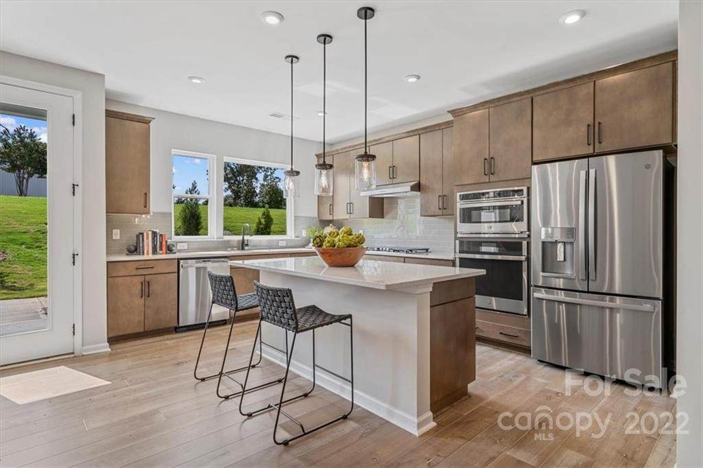 114 - A Isleworth Avenue - Photo 1