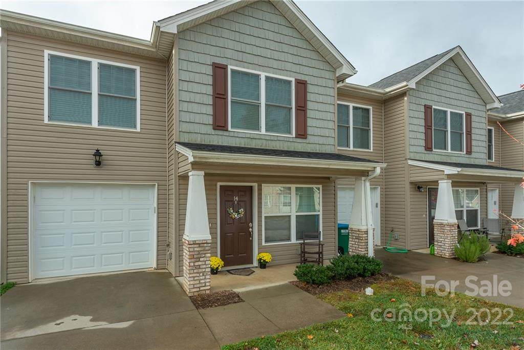 14 Sunny Meadows Boulevard - Photo 1