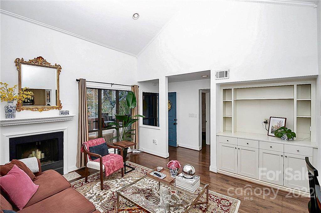 425 Church Street - Photo 1