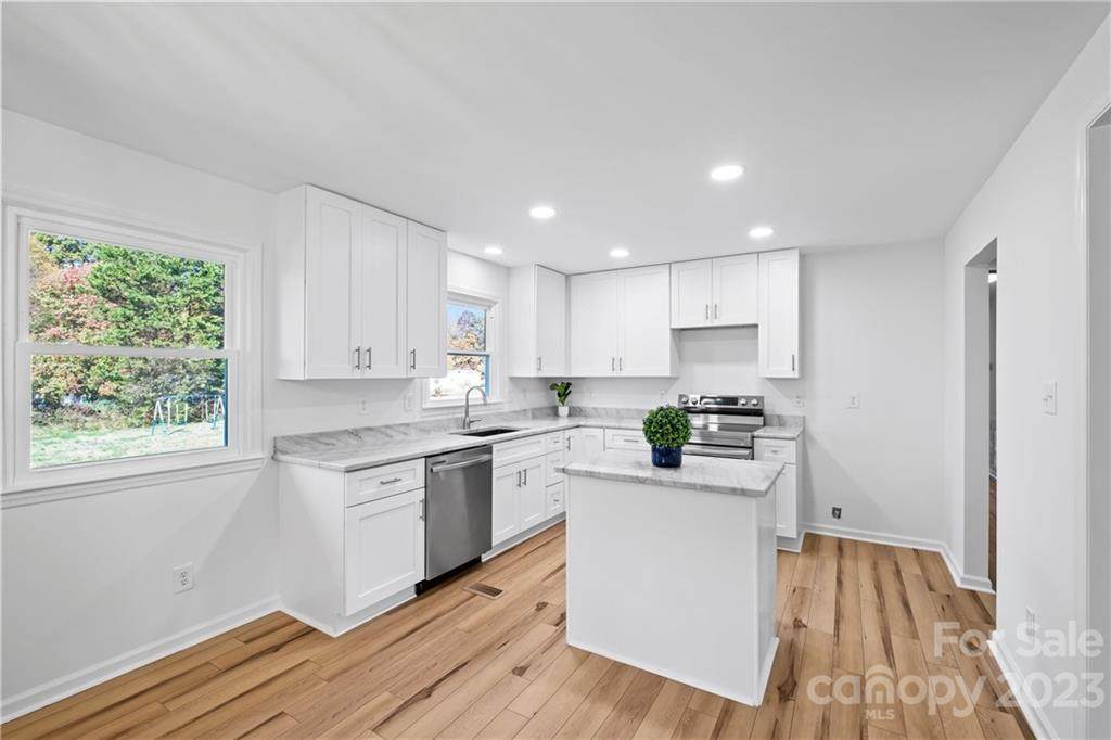 6175 King Wilkinson Road - Photo 1