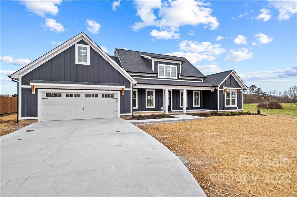 6073 Hwy 152 Highway - Photo 1
