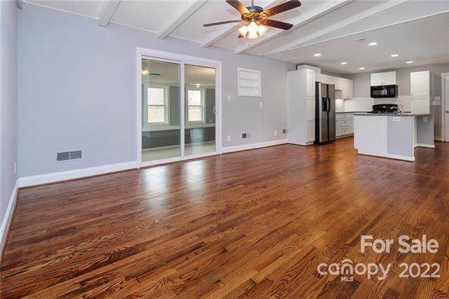 1045 Dale Avenue - Photo 1