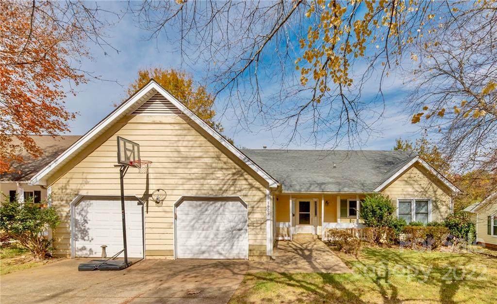 7925 Glencannon Drive - Photo 1