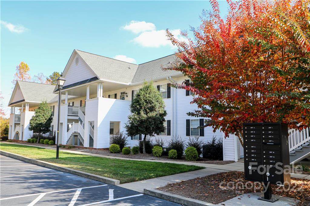 150 Rivers Edge Place - Photo 1