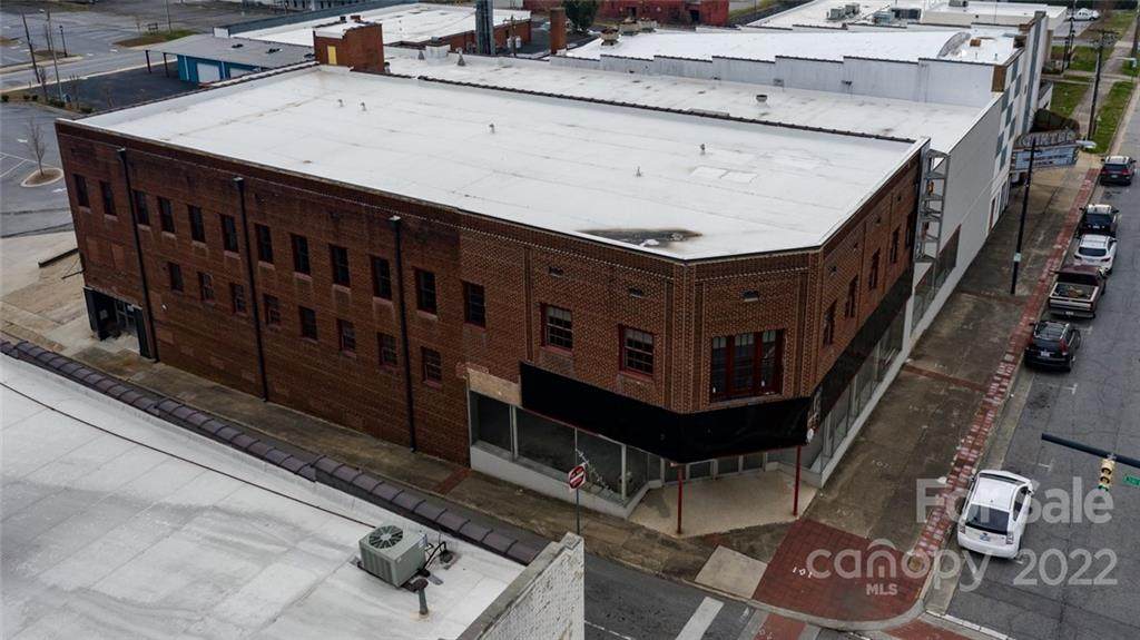 1001 West Avenue - Photo 1