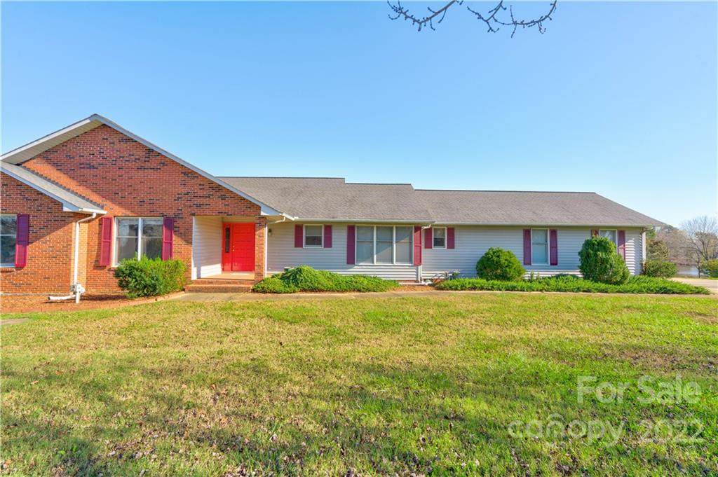 177 Shore Drive - Photo 1