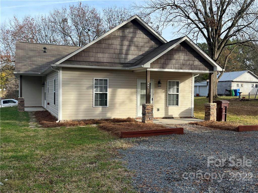440 Peachtree Street - Photo 1