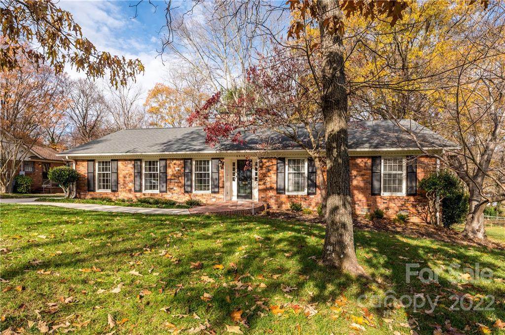 5918 Colchester Place - Photo 1