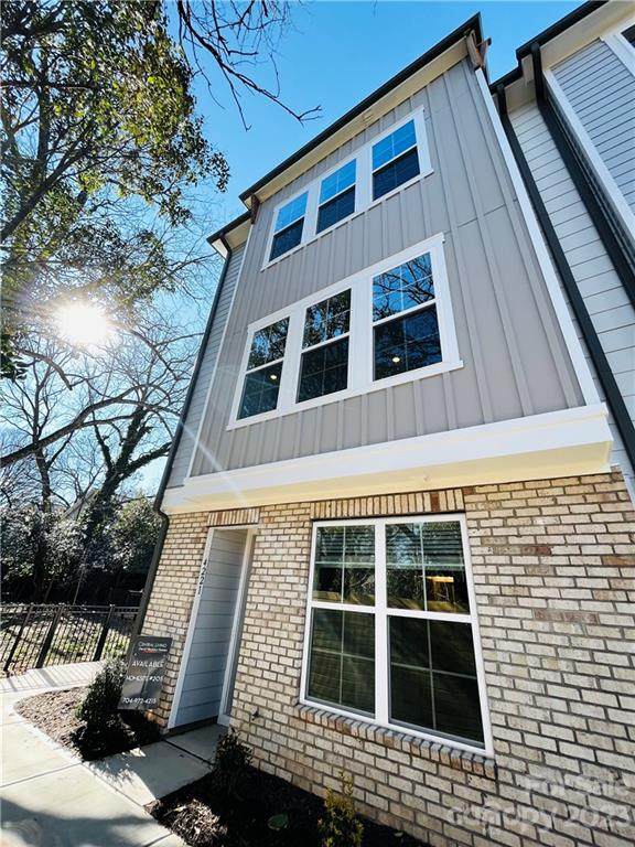 4221 Lomax View Way - Photo 1