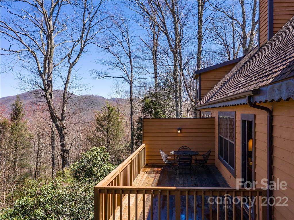 420 Overlook Drive - Photo 1