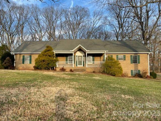 2120 Robinson Road - Photo 1