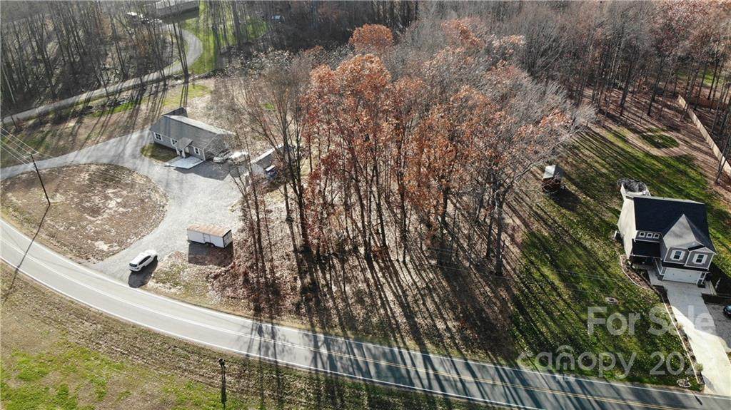 1098 Bethesda Road - Photo 1