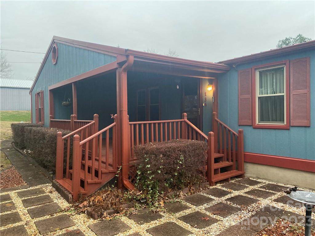 102 Friendly Church Road - Photo 1
