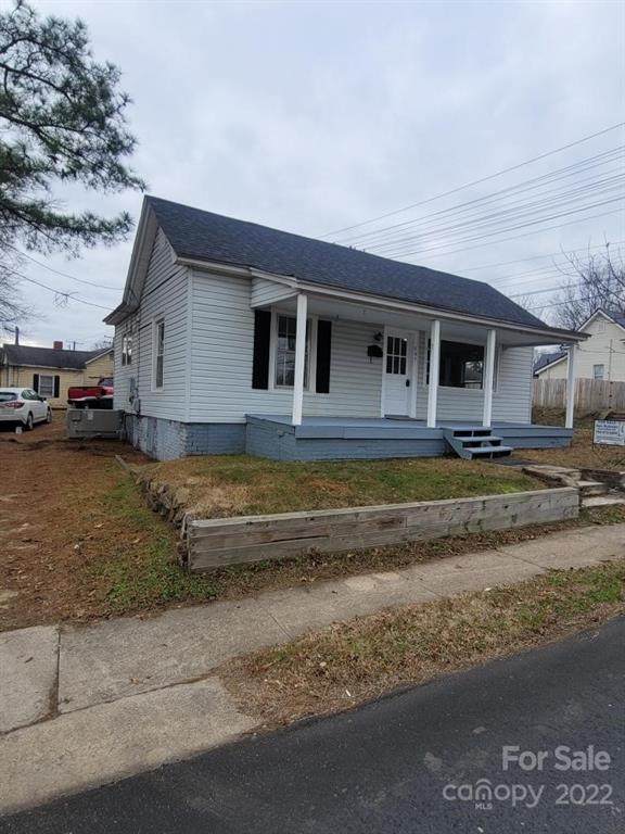 207 Kerr Street - Photo 1