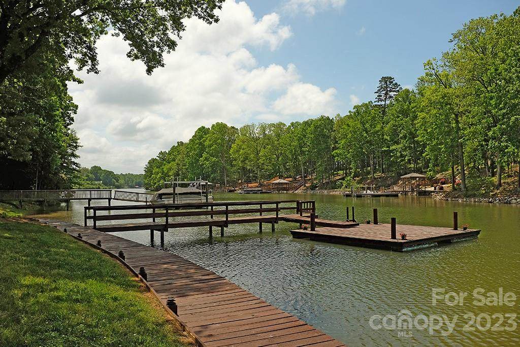 287 Lockhard Circle - Photo 1