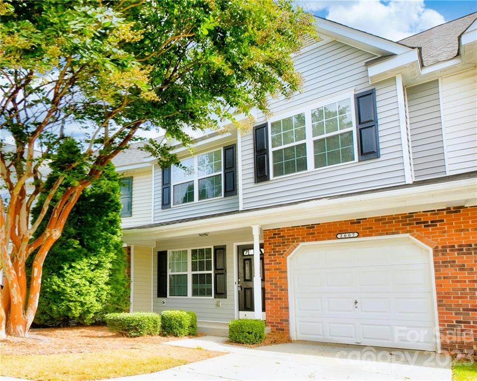 2607 Bardwell Avenue - Photo 1