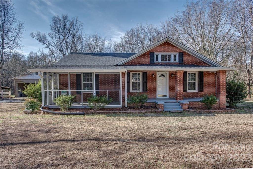 268 Davis Road - Photo 1