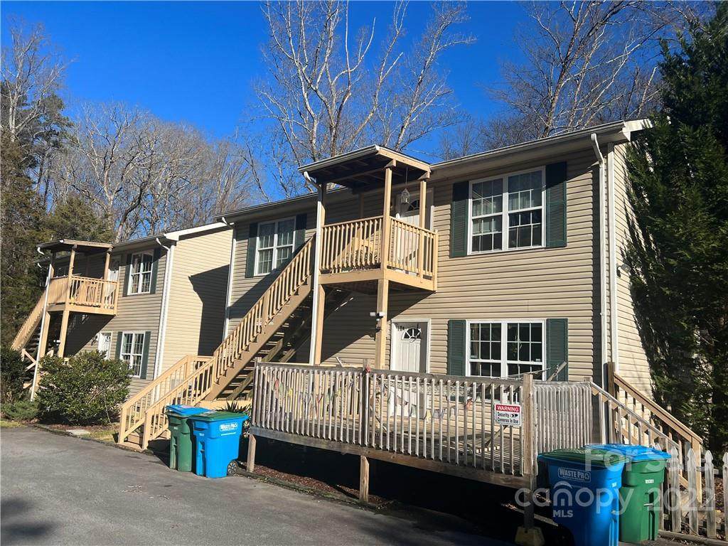 11 Gotham Drive - Photo 1