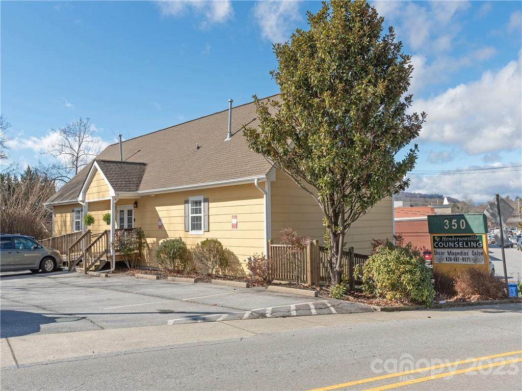 350 Chadwick Avenue - Photo 1