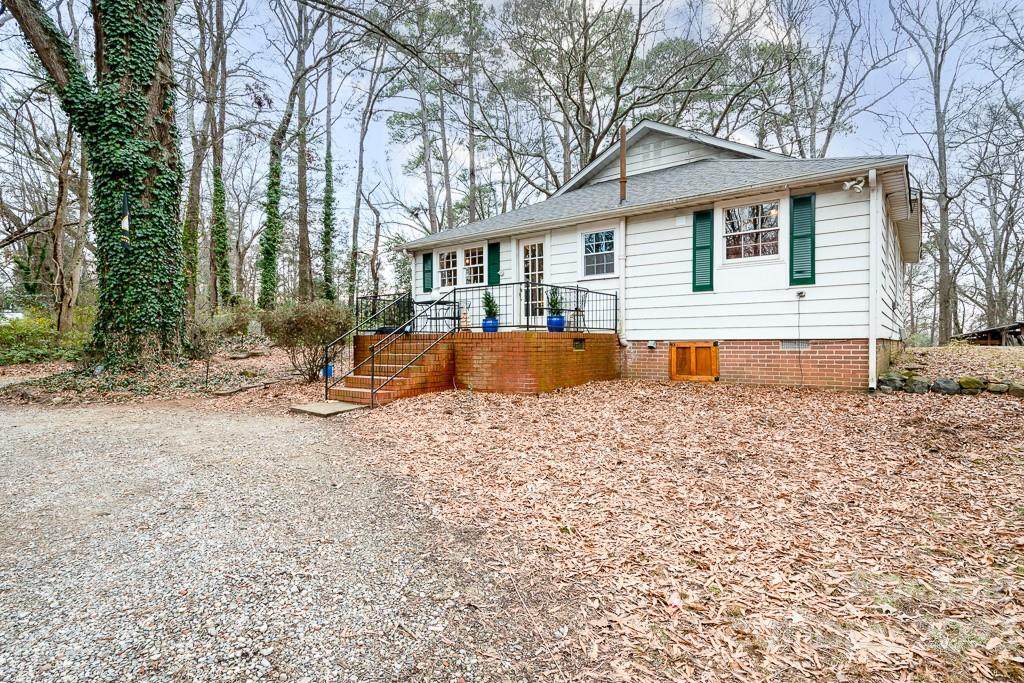 21115 Potts Street - Photo 1