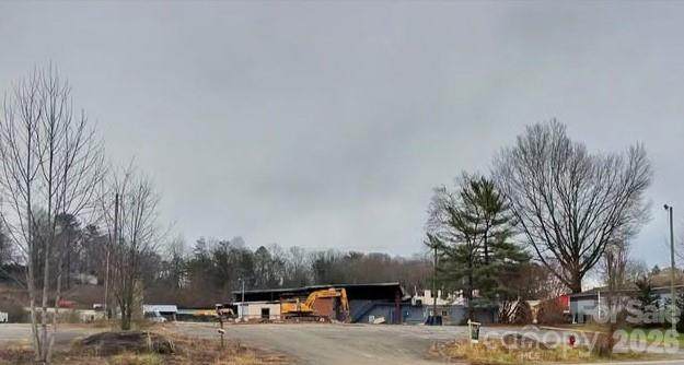 102 Sanford Drive - Photo 1