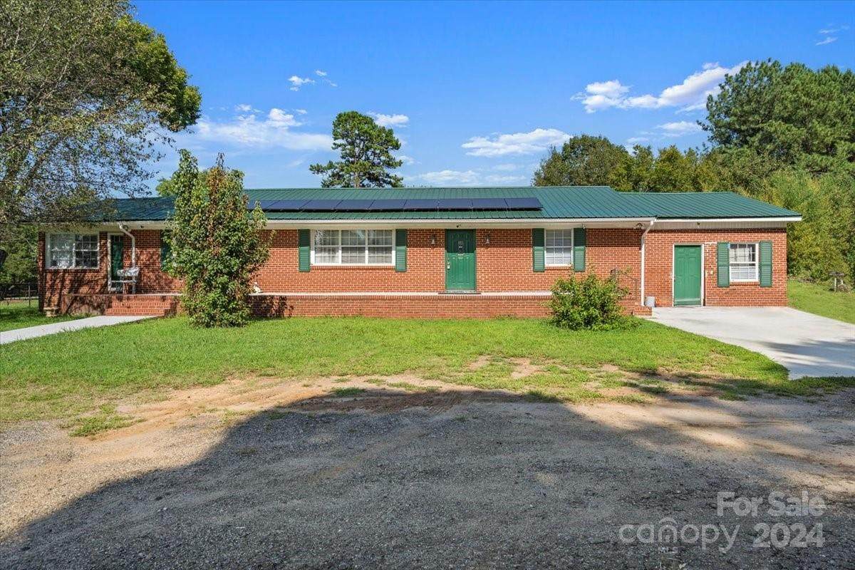 2110 Greenbriar Road - Photo 1
