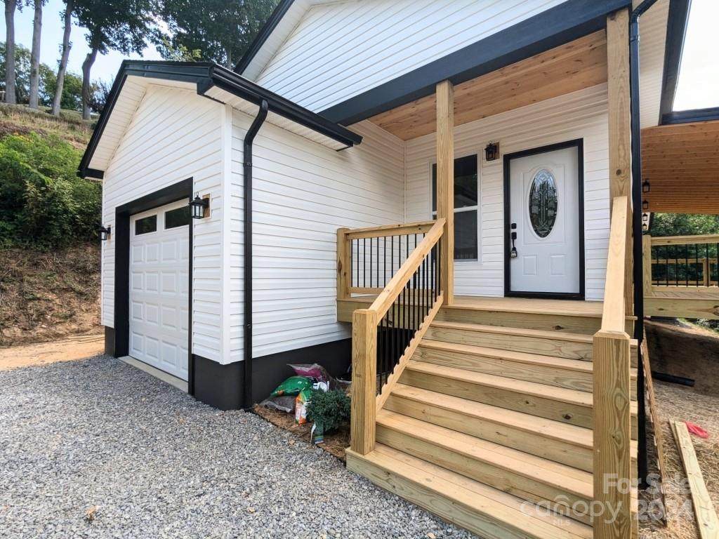 688 Blake Drive - Photo 1