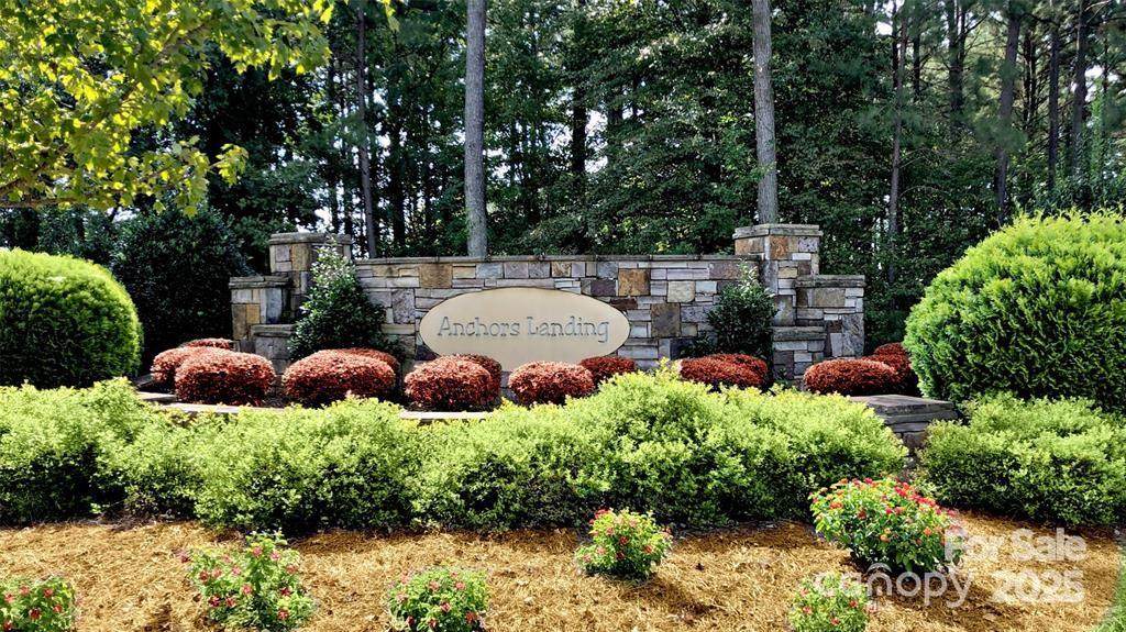 5200 Port Lane - Photo 1